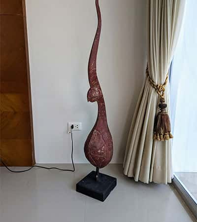 Decorative bird statue