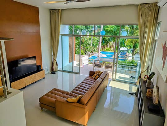 Deluxe Town House — Sea Views