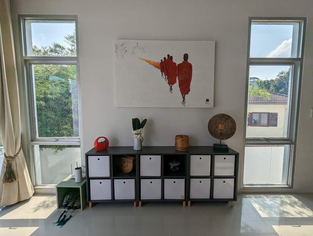 Deluxe Townhouse - Living Room